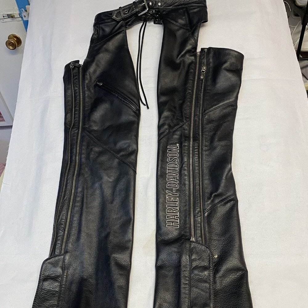Harley-Davidson Women's Deluxe Leather Motorcycle Chaps Black Large Petite EUC‍﻿ - Picture 4 of 8